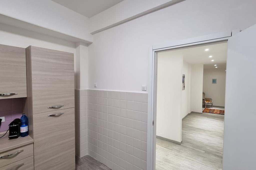 Intero Ampi Spazi Comodo Wtc Scassi Fiumara Apartment Genoa